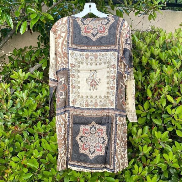 Chaser Women's Brown/Black/Cream Scarf Pattern Silk Like Sheath Dress. Small NWT - Picture 3 of 5
